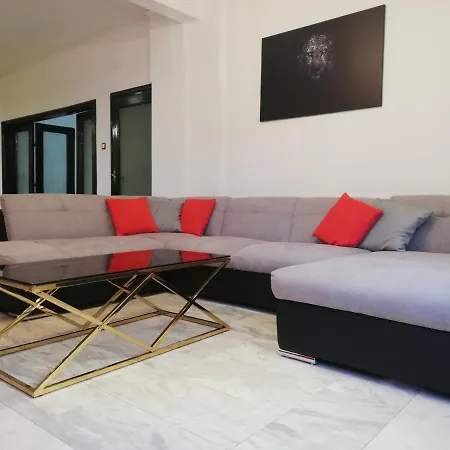 Center Cozy And Spacious Διαμέρισμα *